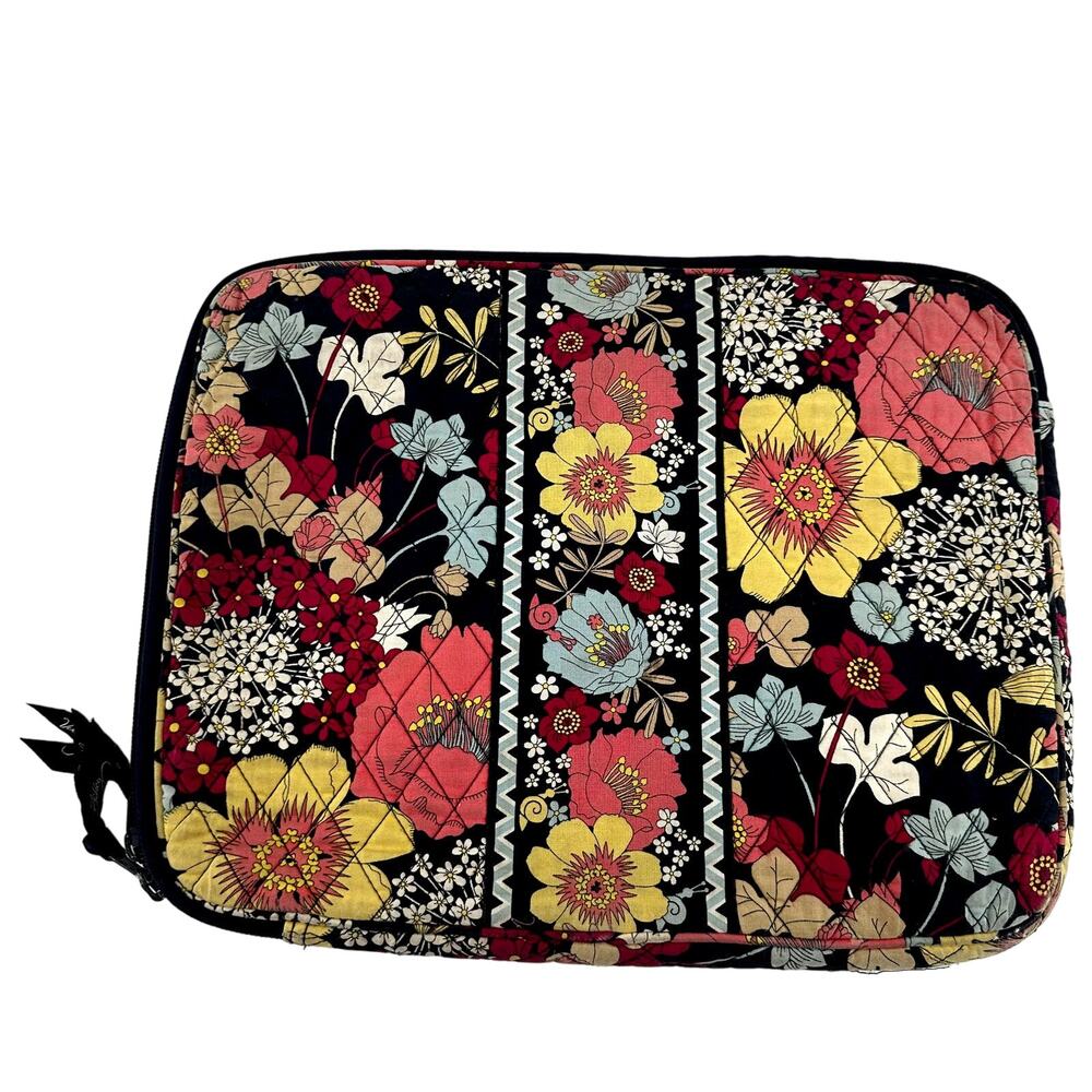Vera Bradley Floral 14" Laptop Case Quilted Padded Zip Happy Snails 2011 Retired
